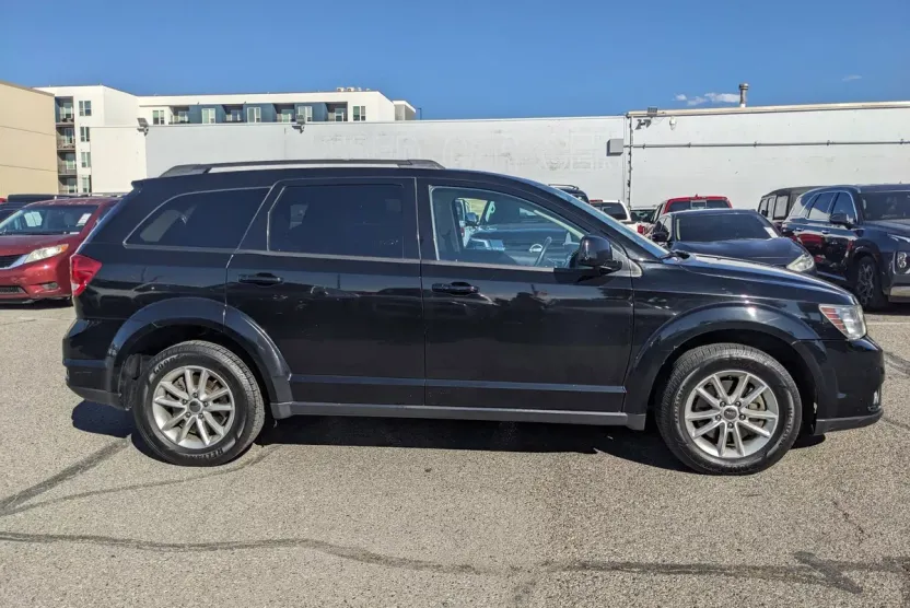 2017 Dodge Journey SXT photo 1