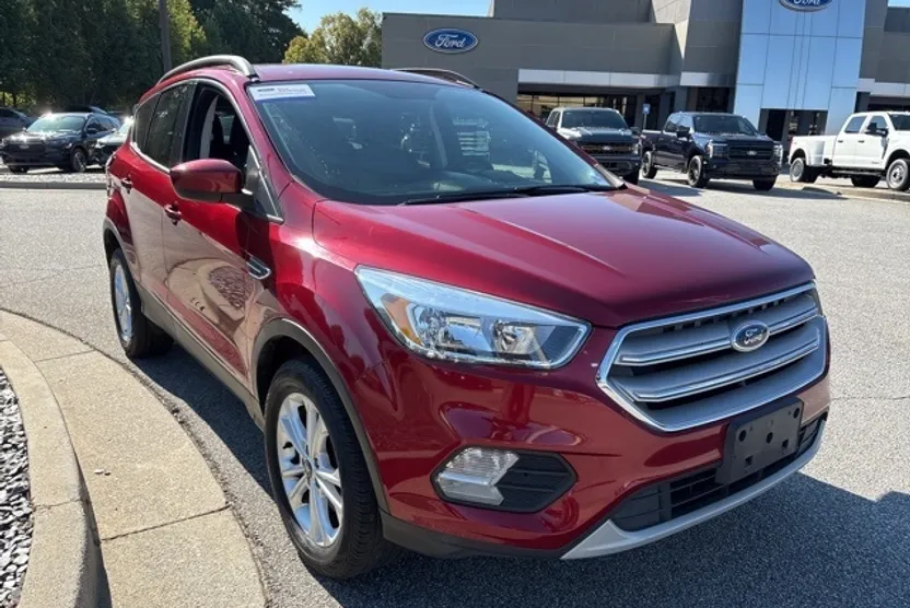 2018 Ford Escape SE photo 1