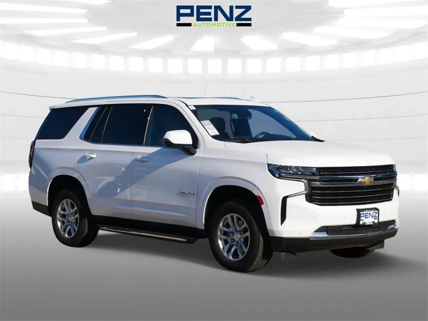 2022 Chevrolet Tahoe LT photo 1