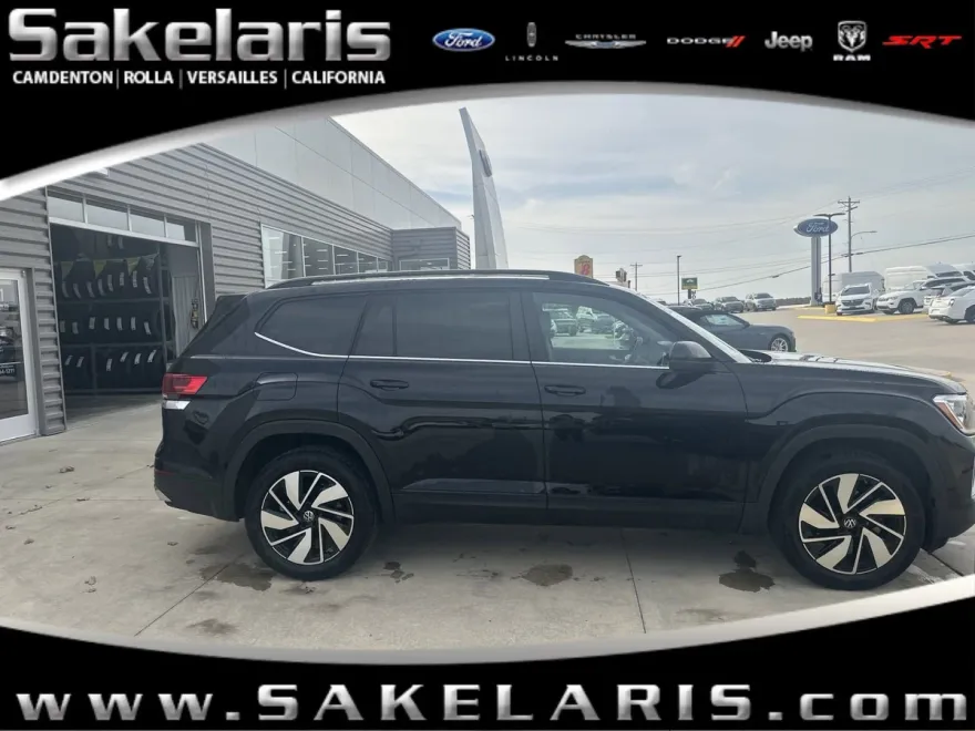 2024 Volkswagen Atlas SE Technology photo 1