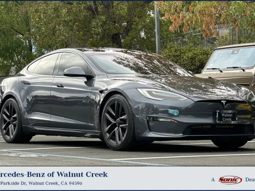 2021 Tesla Model S Plaid AWD photo 1