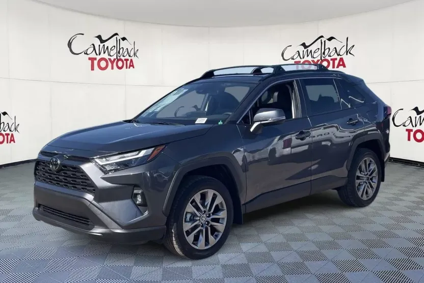 2025 Toyota RAV4 XLE Premium photo 1