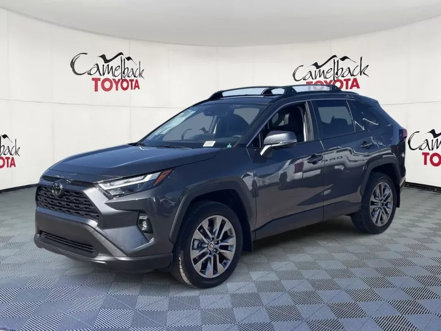 2025 Toyota RAV4 XLE Premium photo 1