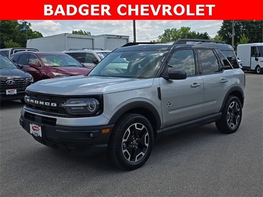 2021 Ford Bronco Sport Outer Banks photo 1
