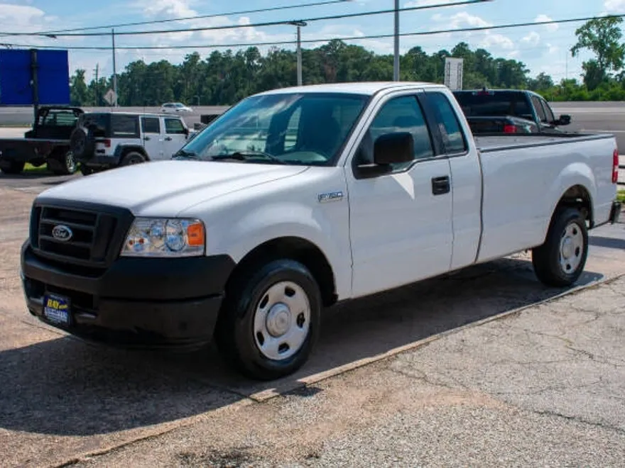 2005 Ford F-150 STX photo 1