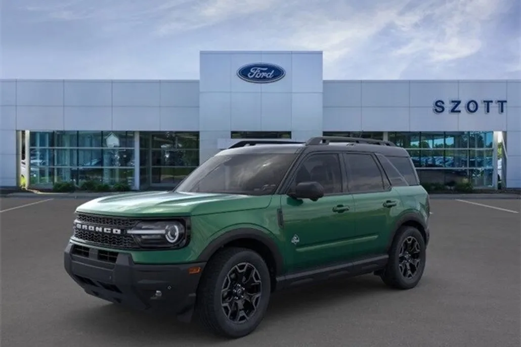 2025 Ford Bronco Sport Outer Banks photo 1