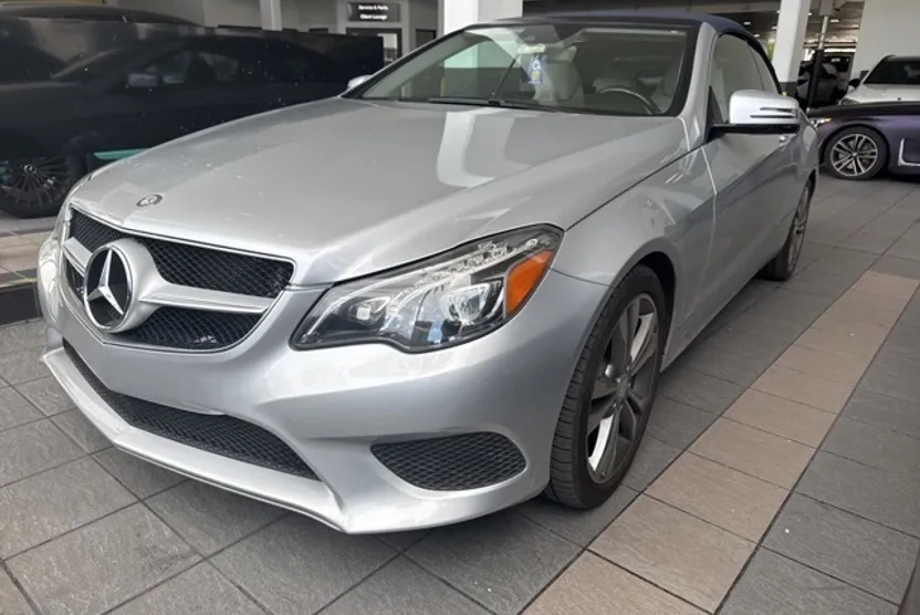 2016 Mercedes Benz E 400 photo 1