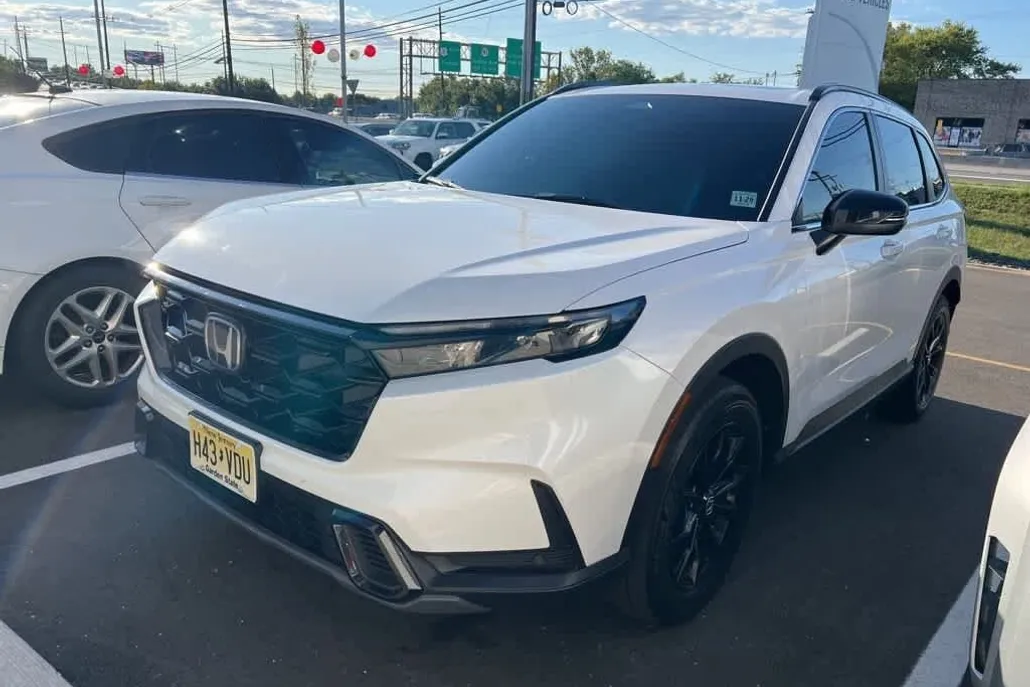 2025 Honda CR-V Hybrid Sport-L photo 1