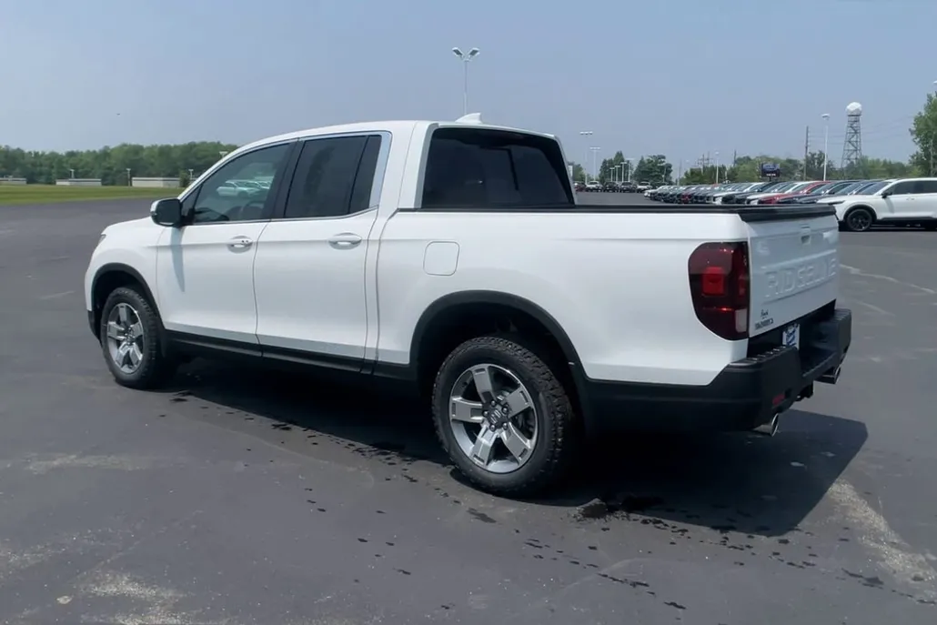 2025 Honda Ridgeline RTL photo 1