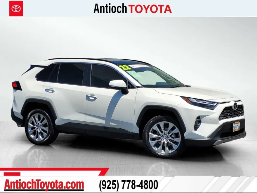 2022 Toyota RAV4 Limited photo 1