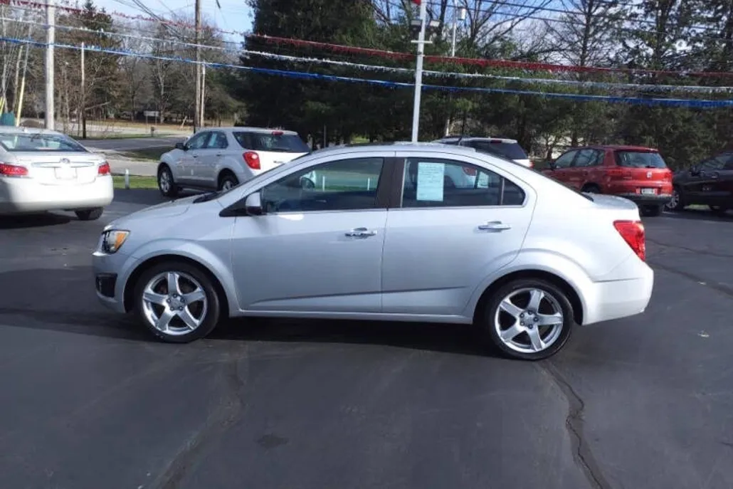2012 Chevrolet Sonic LTZ photo 1