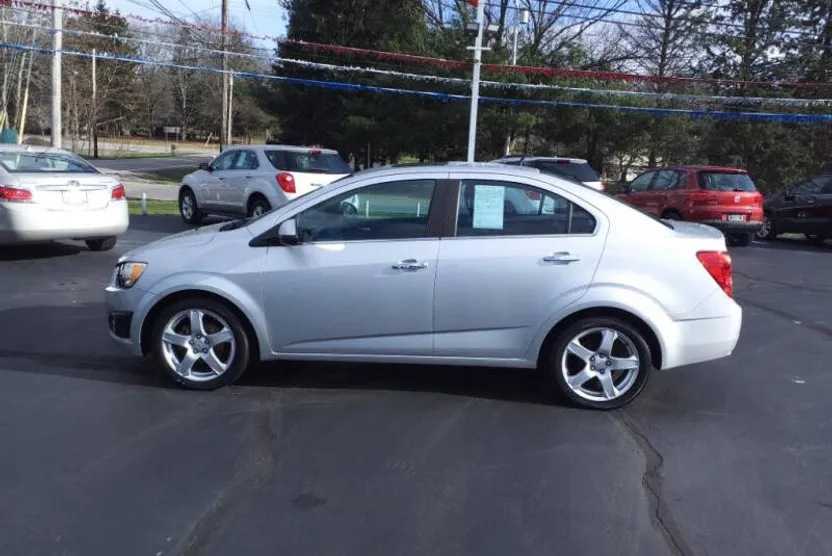2012 Chevrolet Sonic LTZ photo 1