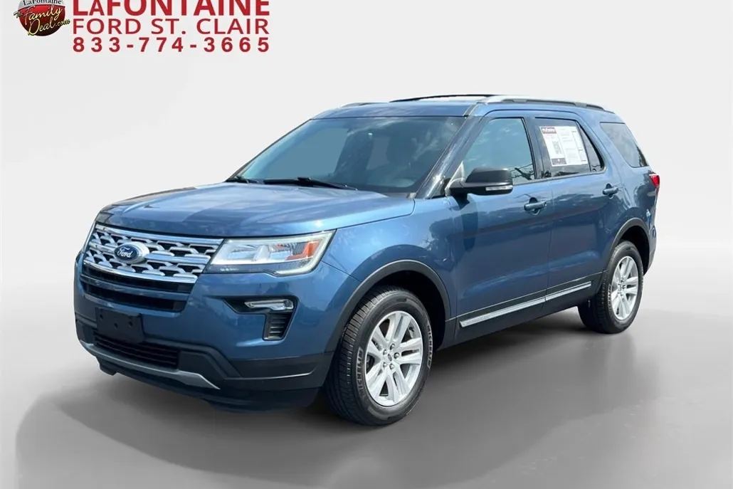 2019 Ford Explorer XLT photo 1