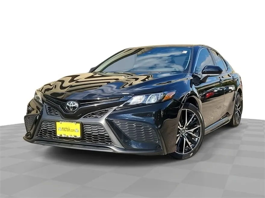 2023 Toyota Camry SE photo 1