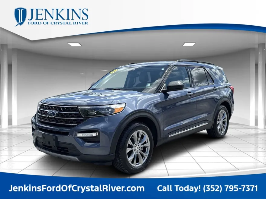 2021 Ford Explorer XLT photo 1