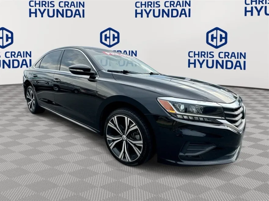 2022 Volkswagen Passat 2.0T SE photo 1