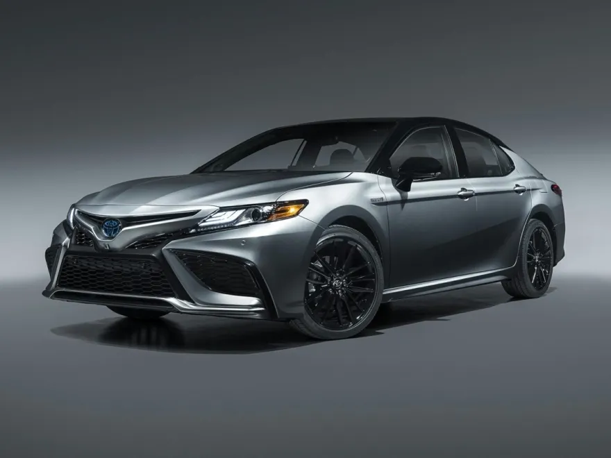 2024 Toyota Camry Hybrid XSE photo 1