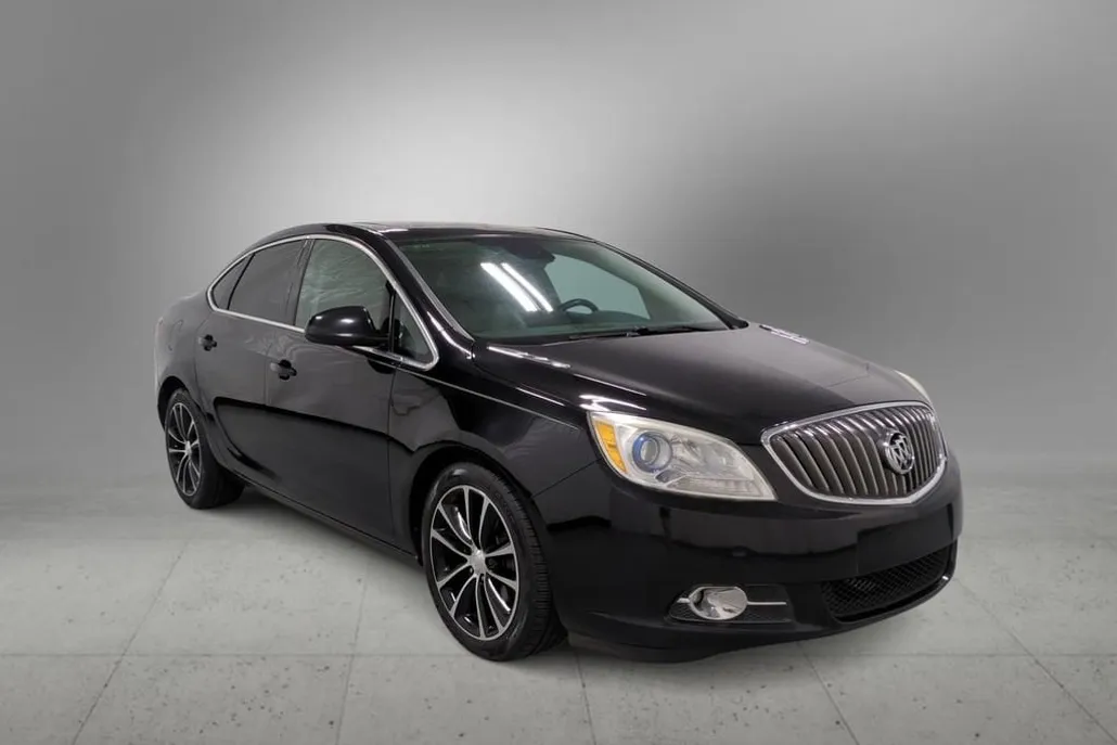 2016 Buick Verano Sport Touring photo 1