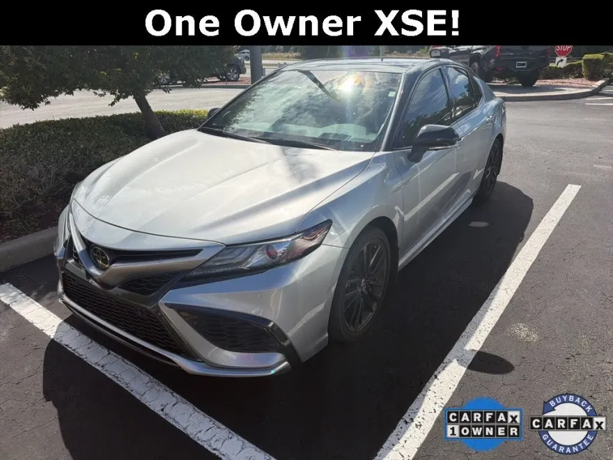 2022 Toyota Camry XSE photo 1