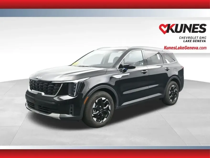 2024 Kia Sorento S photo 1