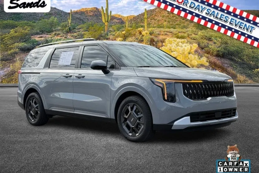 2025 Kia Carnival EX photo 1