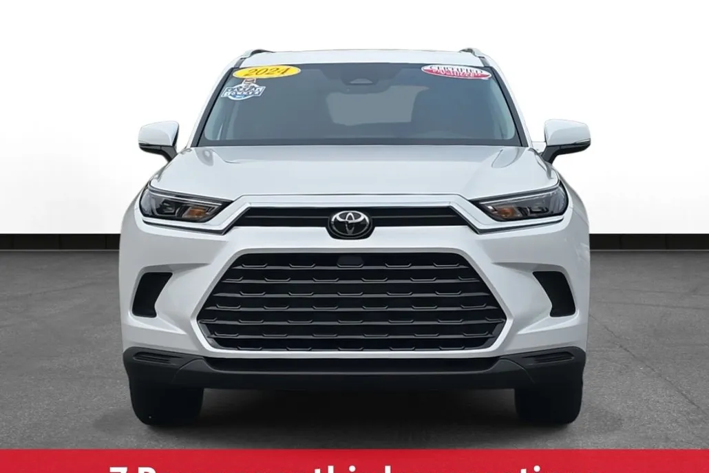 2024 Toyota Grand Highlander XLE photo 1