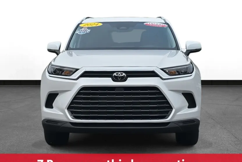 2024 Toyota Grand Highlander XLE photo 1