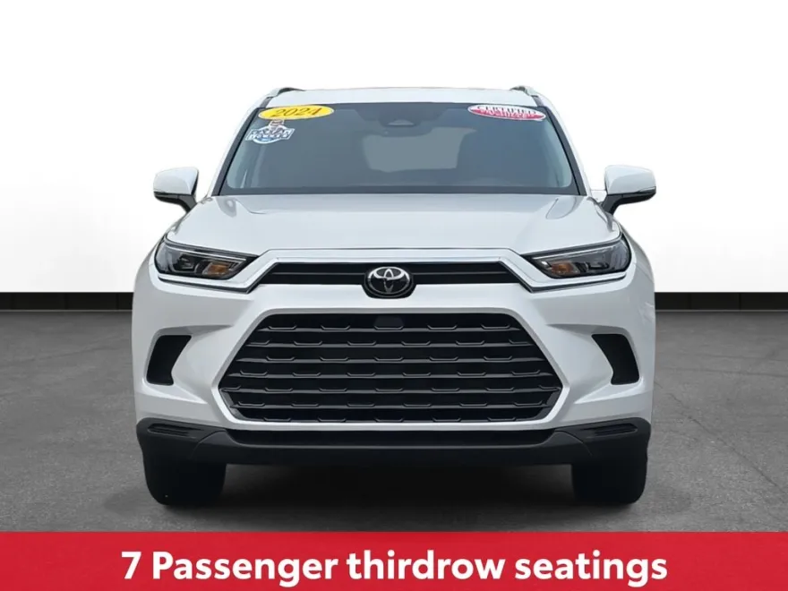 2024 Toyota Grand Highlander XLE photo 1