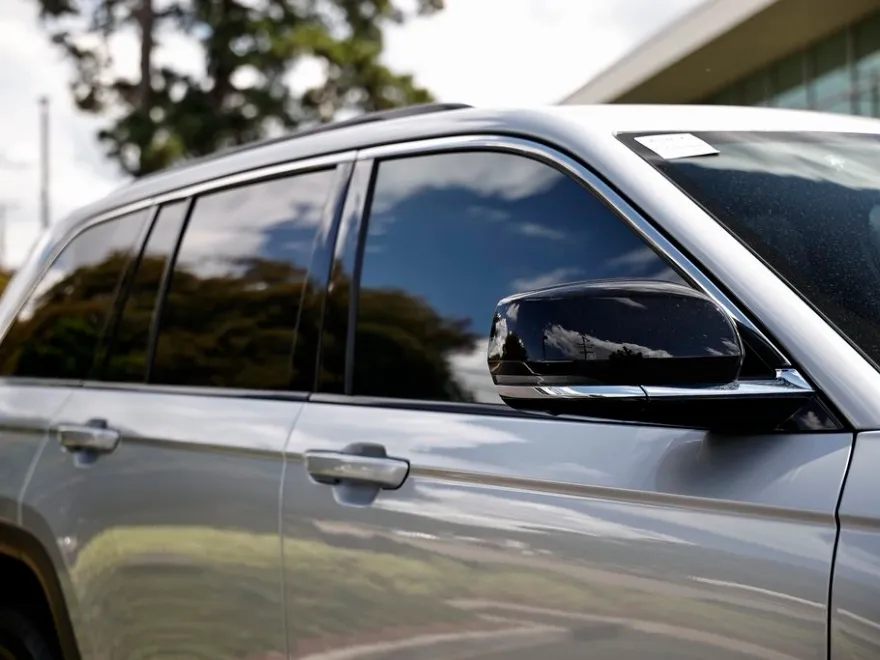 2025 Jeep Grand Cherokee Limited photo 1
