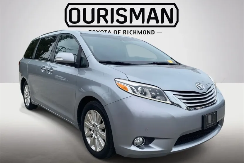 2016 Toyota Sienna Limited Premium photo 1
