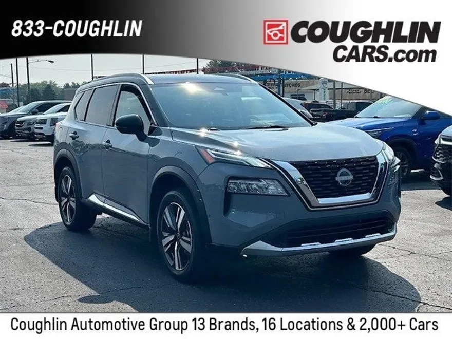 2023 Nissan Rogue Platinum photo 1