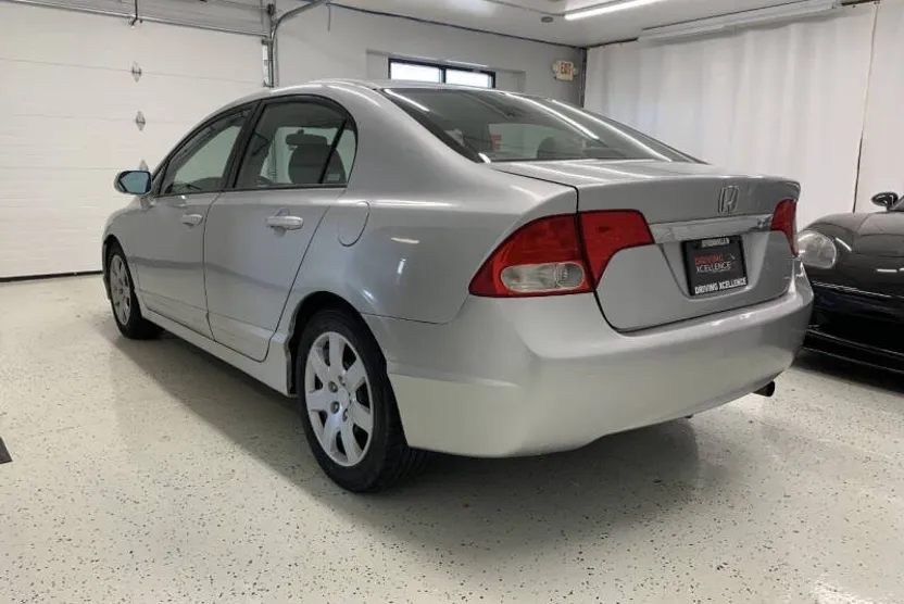 2009 Honda Civic LX photo 1