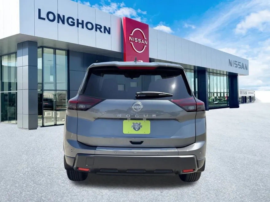 2026 Nissan Rogue SV photo 1