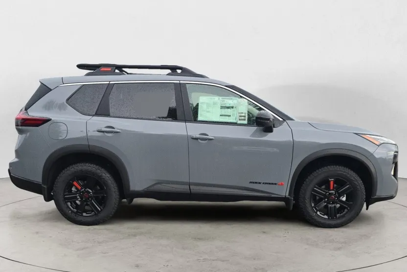 2026 Nissan Rogue SV photo 1