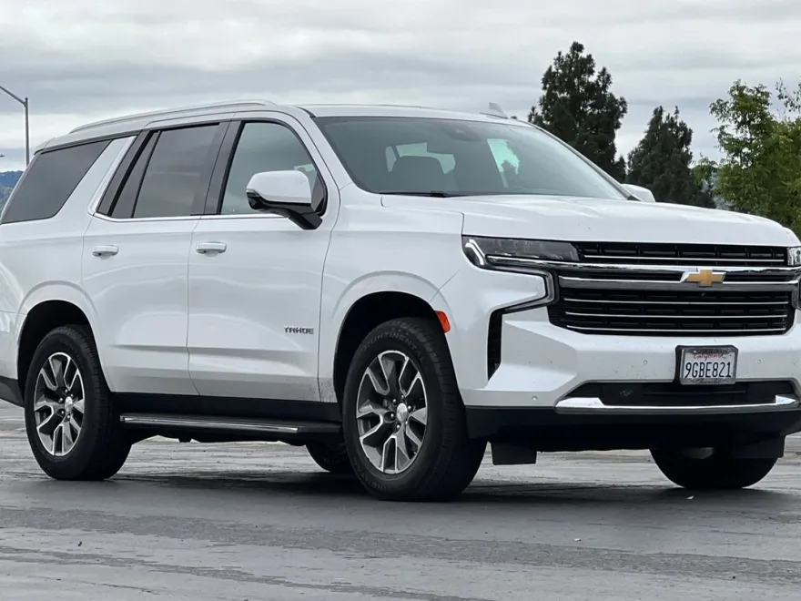2023 Chevrolet Tahoe LT photo 1