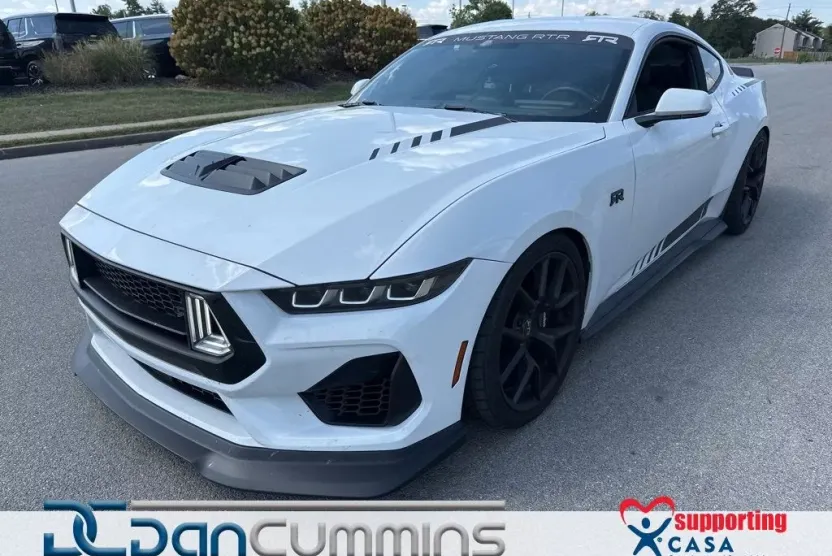 2024 Ford Mustang GT photo 1