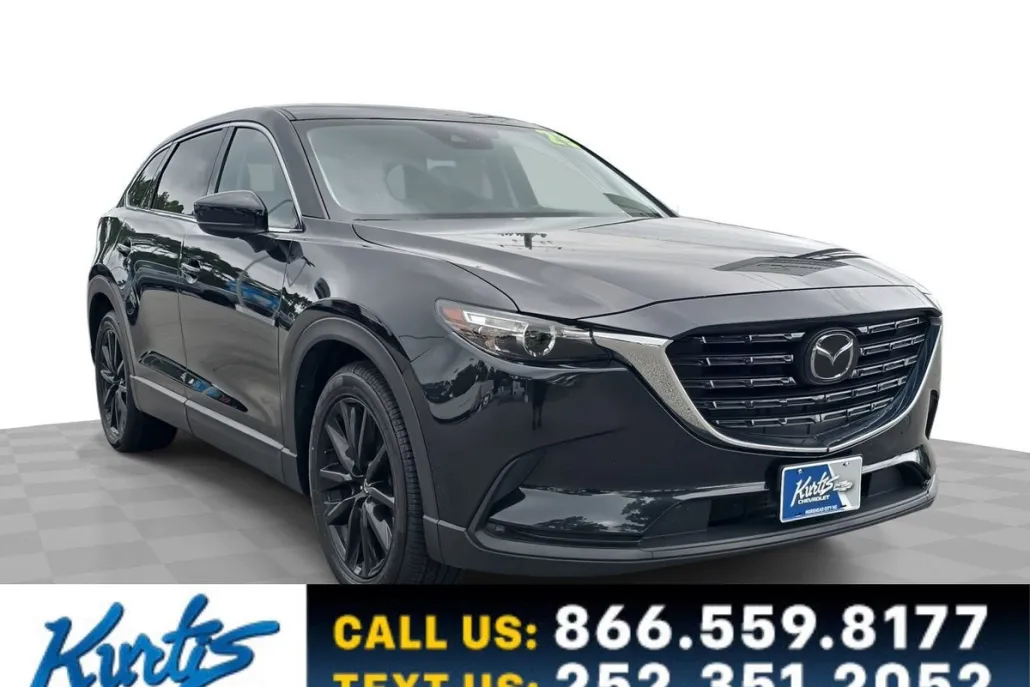 2023 Mazda CX-9 Touring photo 1