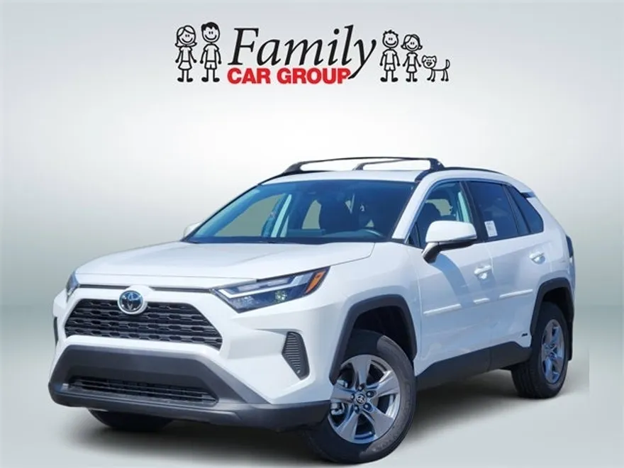 2025 Toyota RAV4 Hybrid XLE photo 1