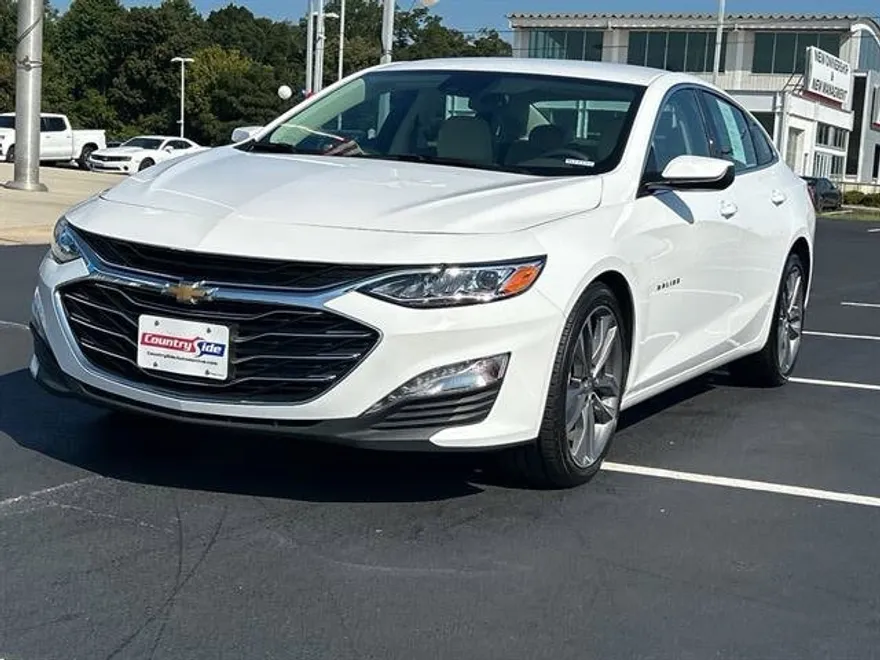 2024 Chevrolet Malibu Premier 2LT photo 1