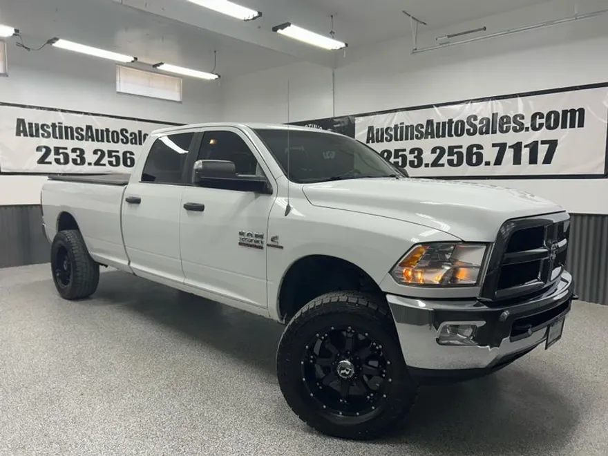 2014 Ram 3500 SLT photo 1