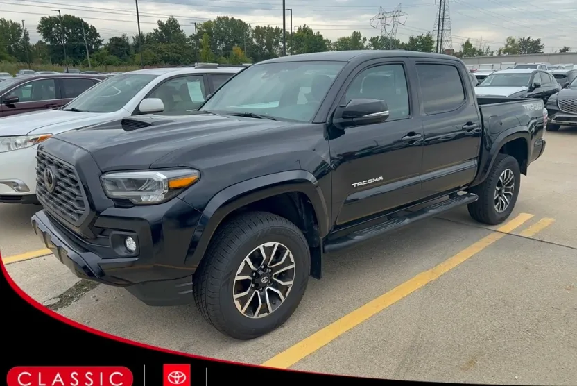 2020 Toyota Tacoma TRD Sport photo 1