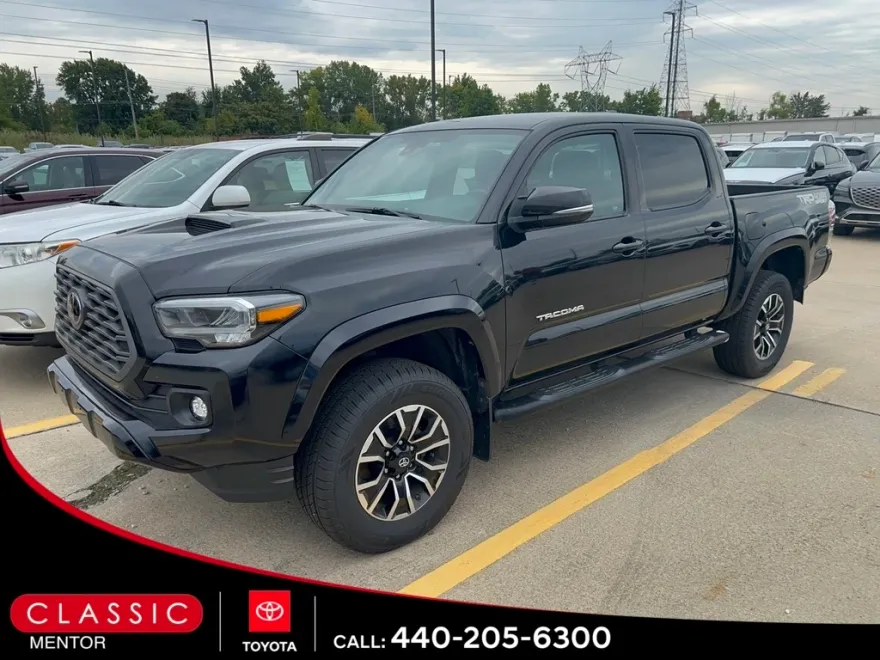 2020 Toyota Tacoma TRD Sport photo 1