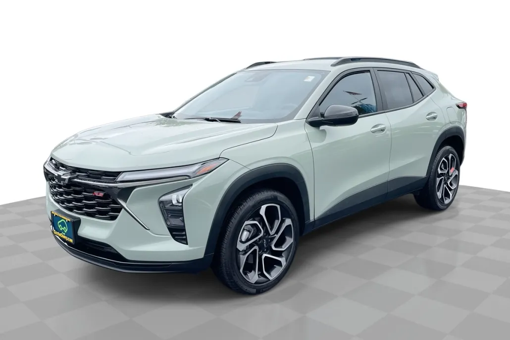 2024 Chevrolet Trax photo 1