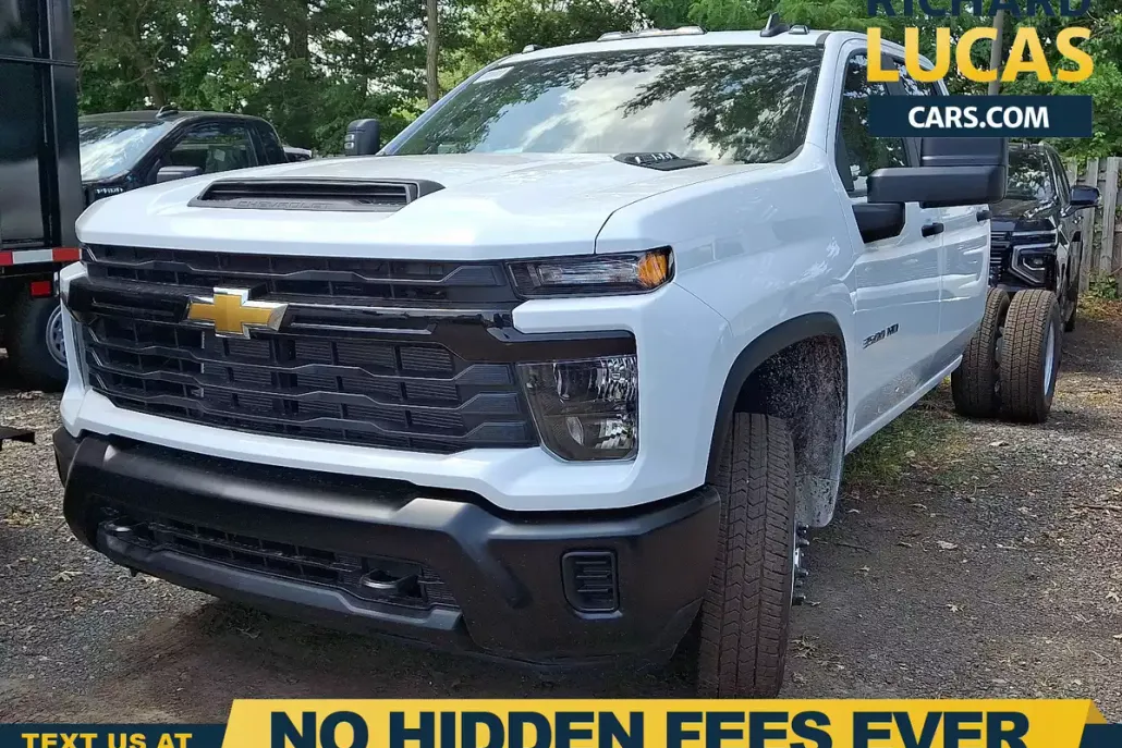 2025 Chevrolet Silverado 3500HD Work Truck photo 1