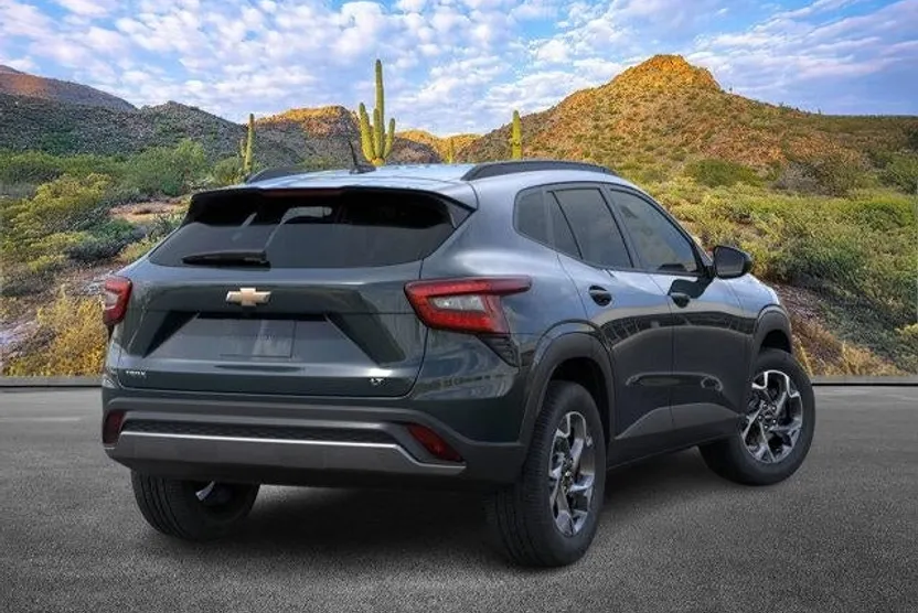 2026 Chevrolet Trax LT photo 1