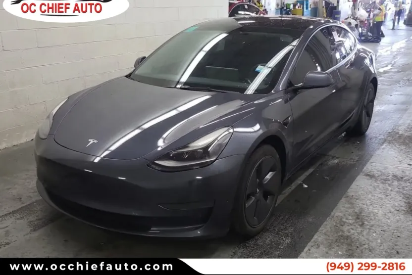 2023 Tesla Model 3 photo 1