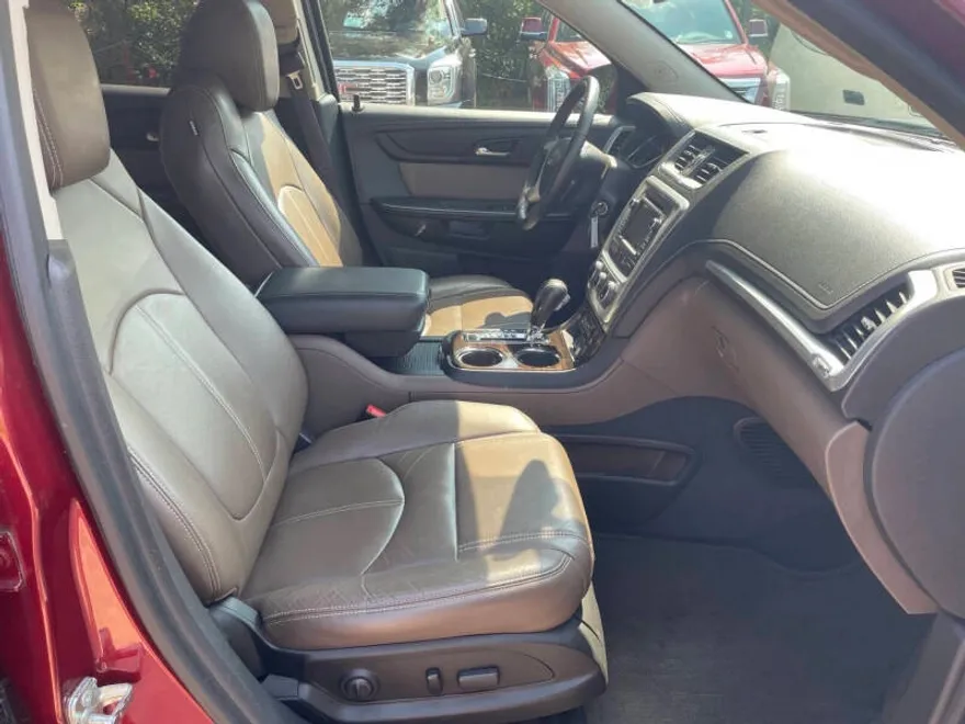2015 Gmc Acadia SLT photo 1
