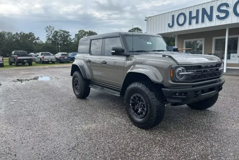 2025 Ford Bronco Raptor photo 1