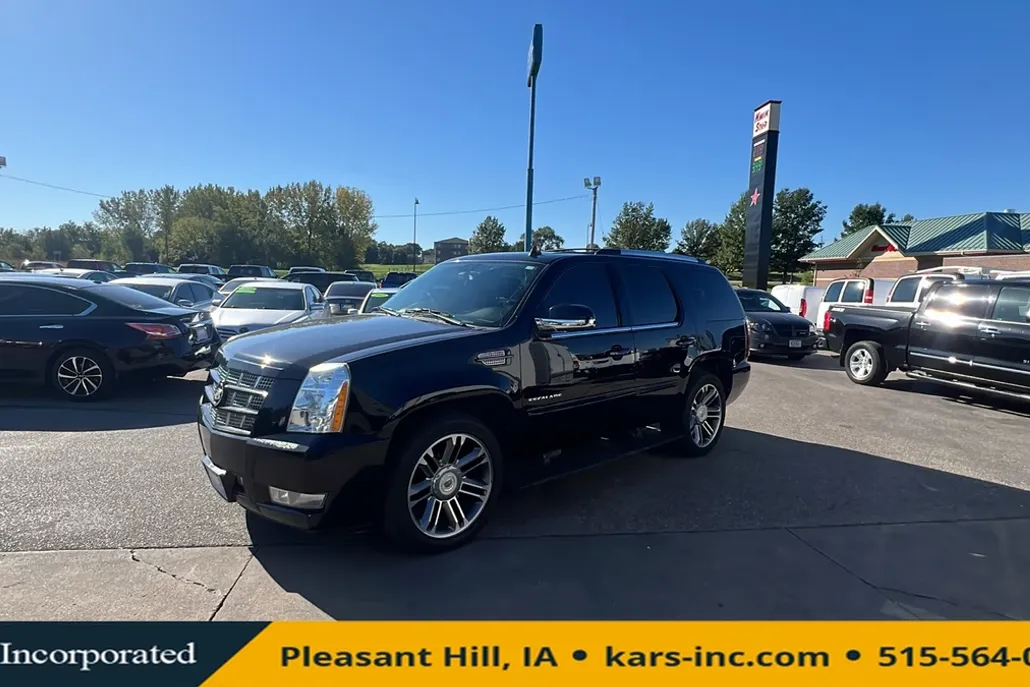 2012 Cadillac Escalade Premium photo 1
