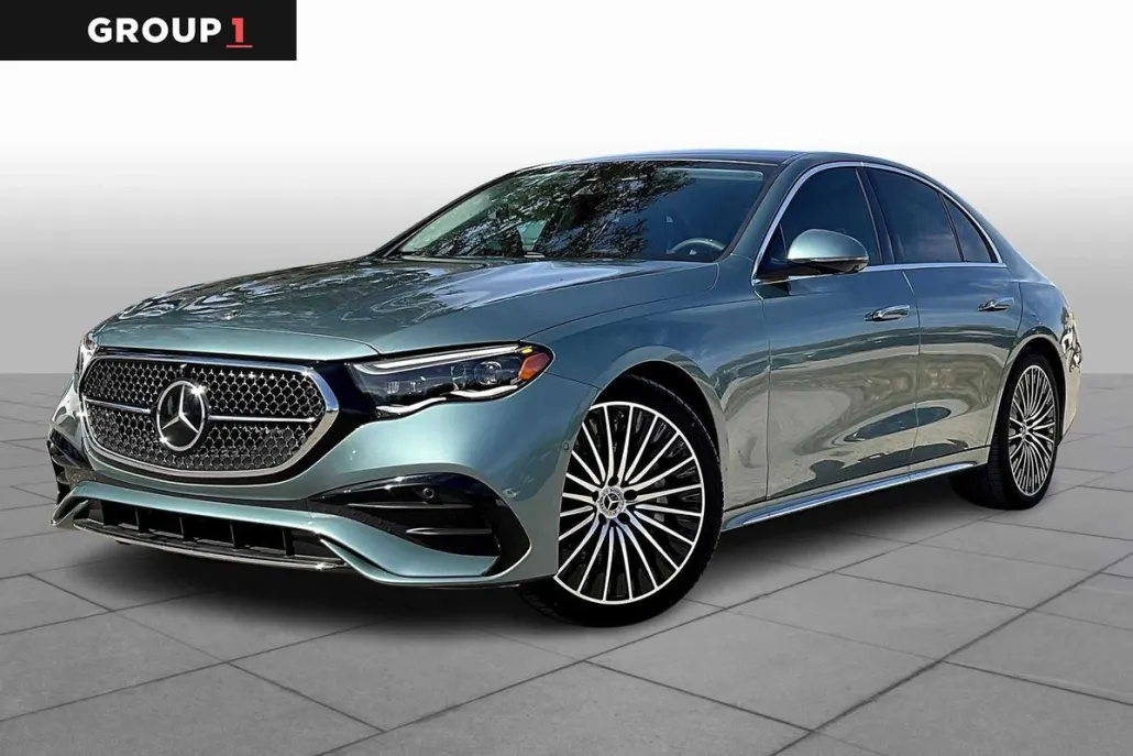 2025 Mercedes Benz E 450 4MATIC Sedan photo 1